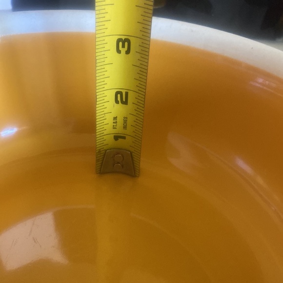 Vintage Hotpoint Refrigerator mustard yellow Art Deco design 9” serving bowl - Picture 9 of 9